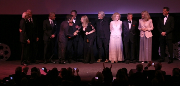 Alan Bergman, Bill Clinton,  George Segal, Michael Douglas, Ben Stiller, Barbra Strei Photo