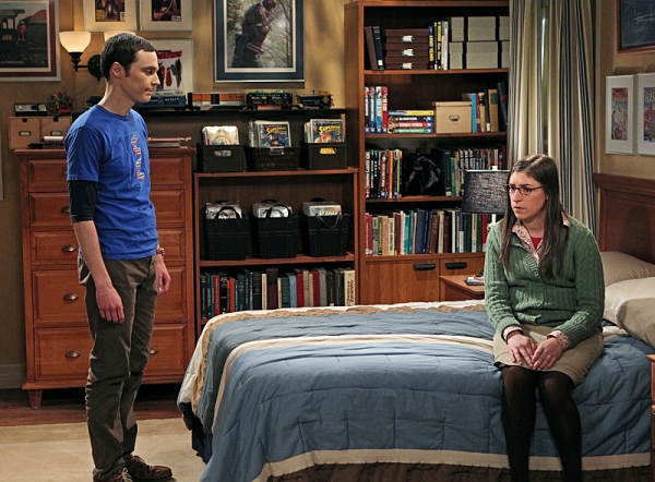 Photo Flash: THE BIG BANG THEORY's 'The Love Spell Potential,' Airing 5/9 Image
