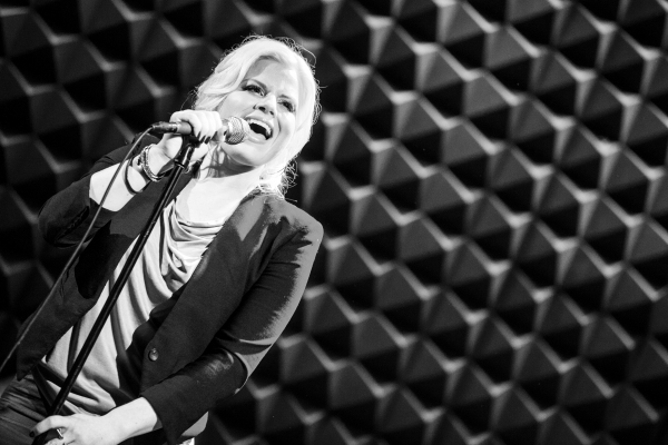 Photo Coverage: Megan Hilty Brings IT HAPPENS ALL THE TIME to Joe's Pub Image