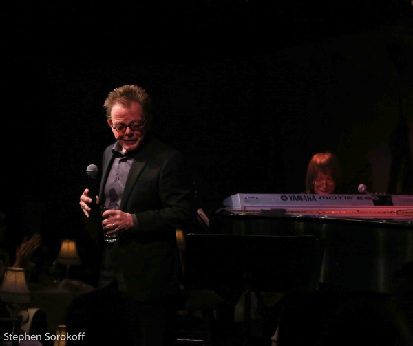 Photo Coverage: Paul Williams Opens at Cafe Carlyle Image