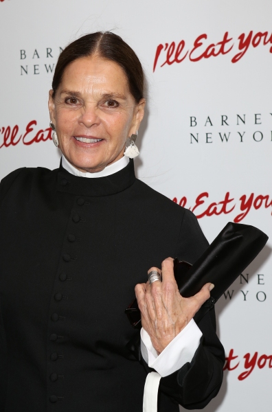 Ali MacGraw Photo