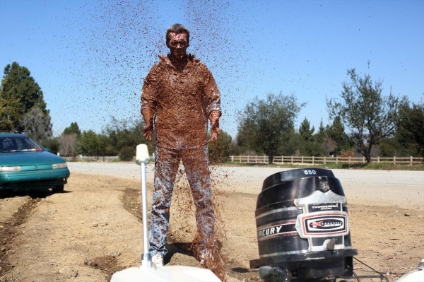 Photo Flash: THE MIDDLE's 'The Ditch,' Airing 5/15 Image