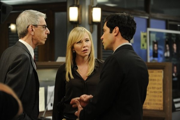 Photo Flash: LAW & ORDER: SVU's 'Traumatic Wound,' Airing 5/1 Image