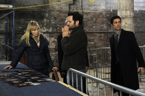 Photo Flash: LAW & ORDER: SVU's 'Traumatic Wound,' Airing 5/1 Image