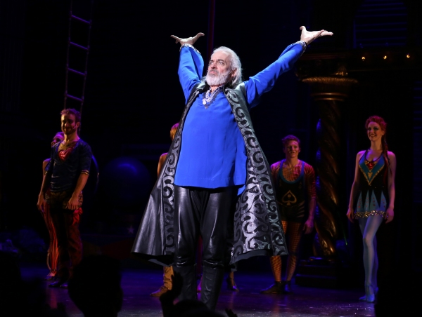 Photo Coverage: Spread a Little Sunshine with PIPPIN's Magical Opening Night Curtain Call!  Image