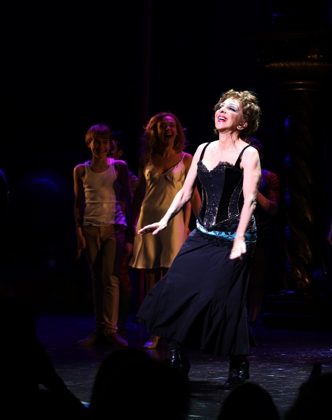 Photo Coverage: Spread a Little Sunshine with PIPPIN's Magical Opening Night Curtain Call!  Image