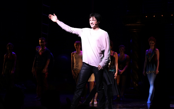 Photo Coverage: Spread a Little Sunshine with PIPPIN's Magical Opening Night Curtain Call!  Image