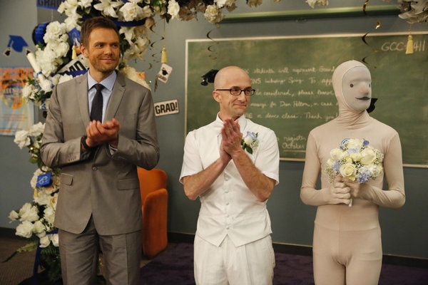 Photo Flash: COMMUNITY's 'Advanced Introduction to Finality,' Airing 5/9 Image