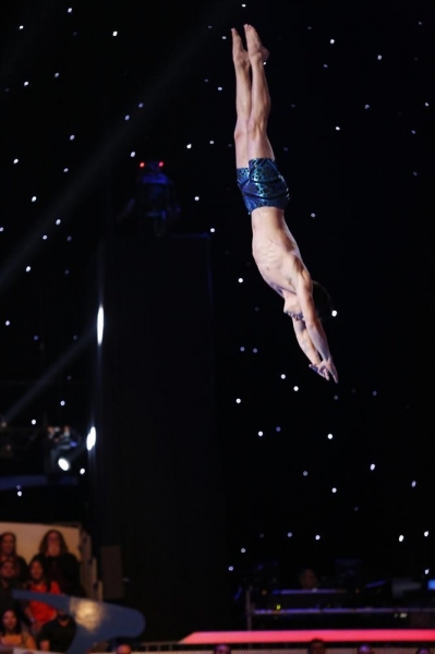 Photo Flash: Next Week's All New Episode of ABC's SPLASH Image