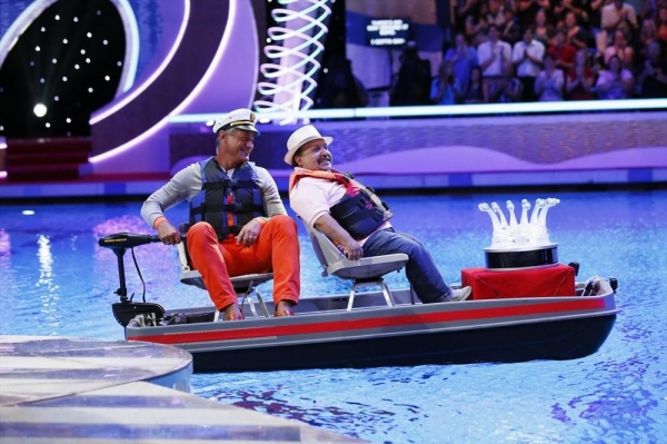Photo Flash: Next Week's All New Episode of ABC's SPLASH Image