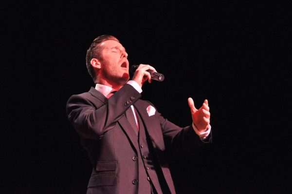 Photo Coverage: Paul Byrom Plays the Landmark Theatre Image