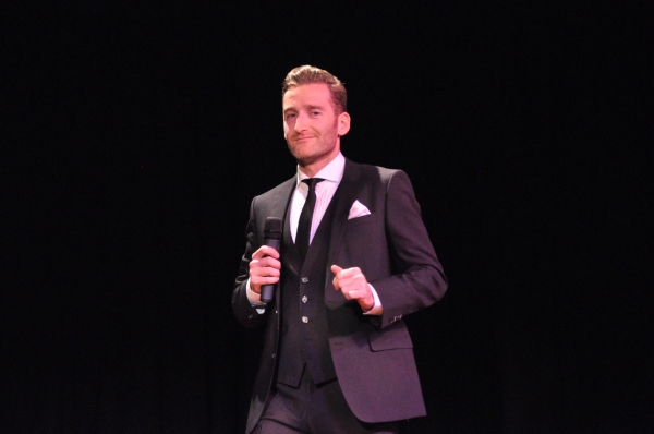 Photo Coverage: Paul Byrom Plays the Landmark Theatre Image