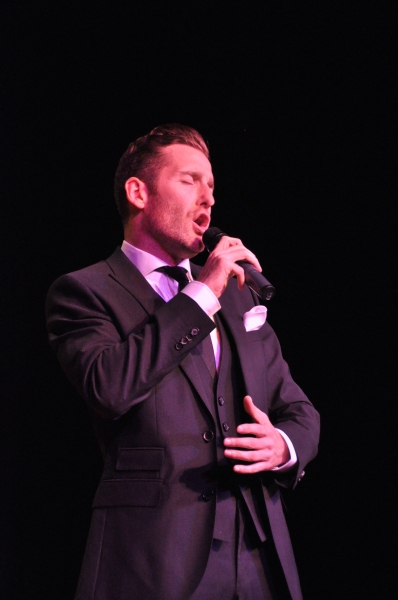 Photo Coverage: Paul Byrom Plays the Landmark Theatre Image