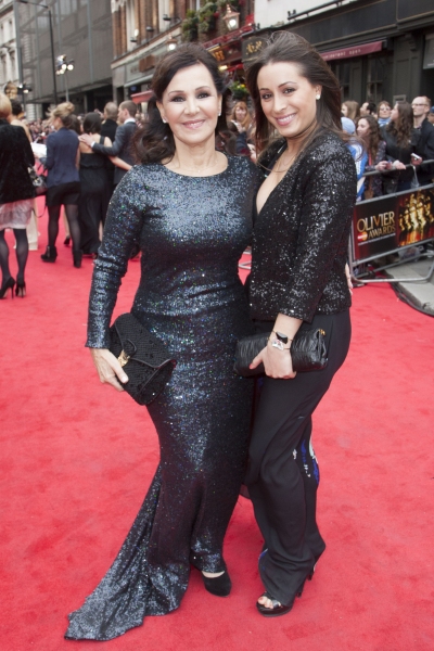 Photo Coverage: OLIVIERS 2013 - From The Red Carpet, Featuring Radcliffe, Cattrell, Menzel and More! Image