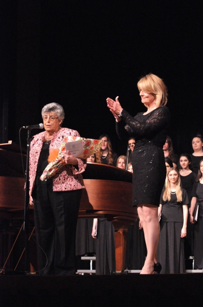 Photo Coverage: Tenor Anthony Kearns Plays Benefit Concert for OASIS Image