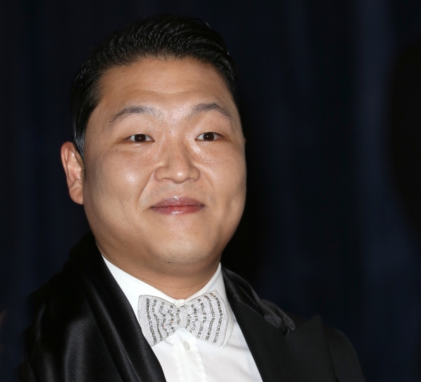 Photo Coverage: Inside the White House Correspondents' Association Dinner - The Men! Image