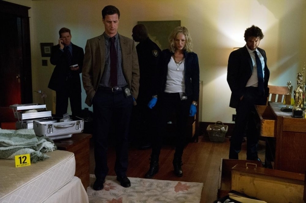 Photo Flash: First Look at ABC's New Drama MOTIVE, Premiering 5/20 Image