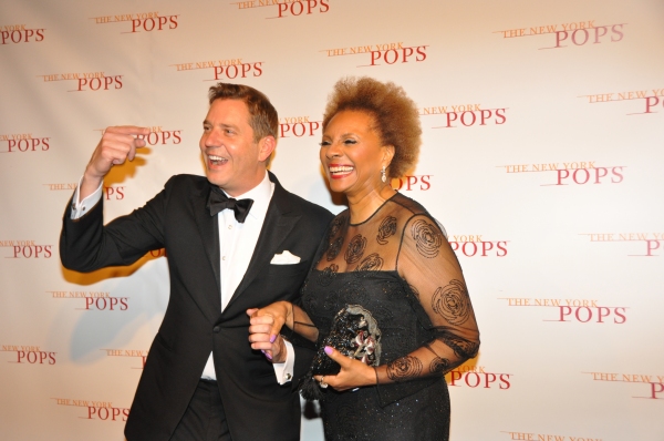 Photo Coverage: New York Pops 30th Anniversary Gala - The Starry Red Carpet! Image