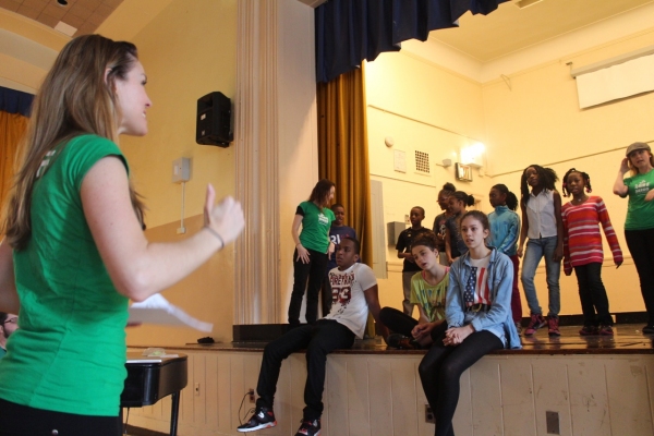 Photo Flash: Mara Davi, Taylor Frey and More Teach PS 221 Students in Brooklyn 