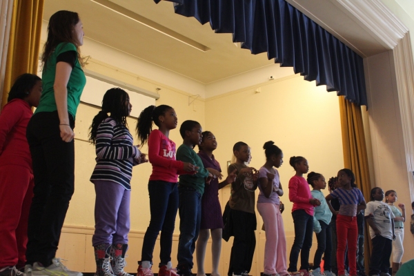 Photo Flash: Mara Davi, Taylor Frey and More Teach PS 221 Students in Brooklyn 