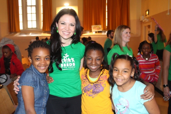 Photo Flash: Mara Davi, Taylor Frey and More Teach PS 221 Students in Brooklyn 