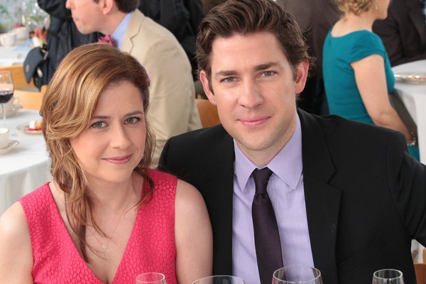 Photo Flash: THE OFFICE Closes its Doors; First Look at Series Finale, Airing 5/16 Image