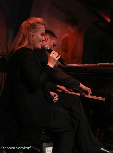 Photo Coverage: Stacy Sullivan Tributes Peggy Lee at Cafe Carlyle Image