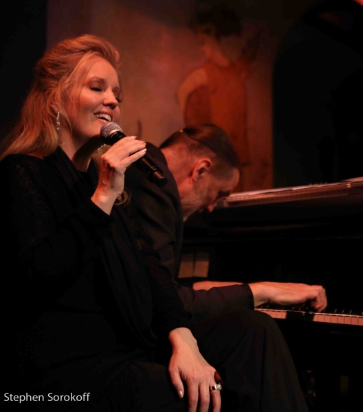 Photo Coverage: Stacy Sullivan Tributes Peggy Lee at Cafe Carlyle Image