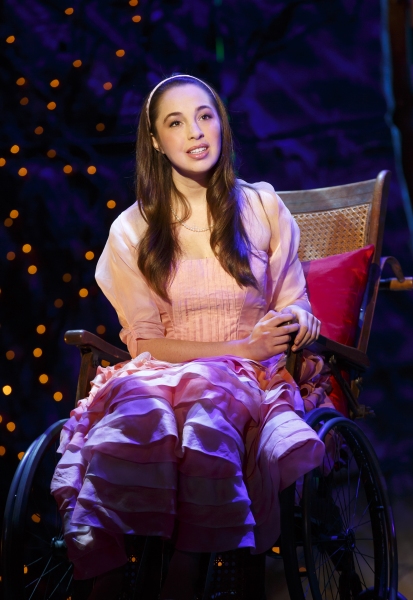 Photo Flash: First Look at Alison Luff and John Davidson in WICKED National Tour Image