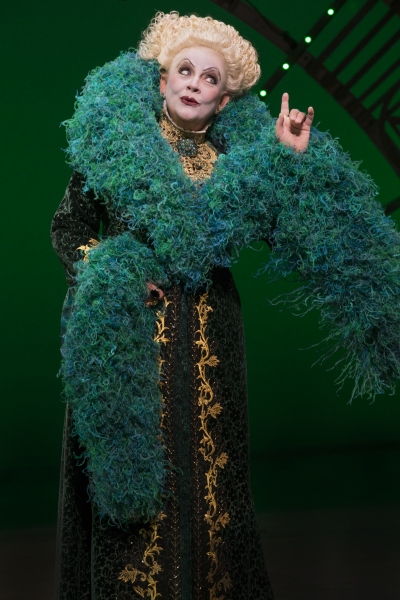 Photo Flash: First Look at Alison Luff and John Davidson in WICKED National Tour Image