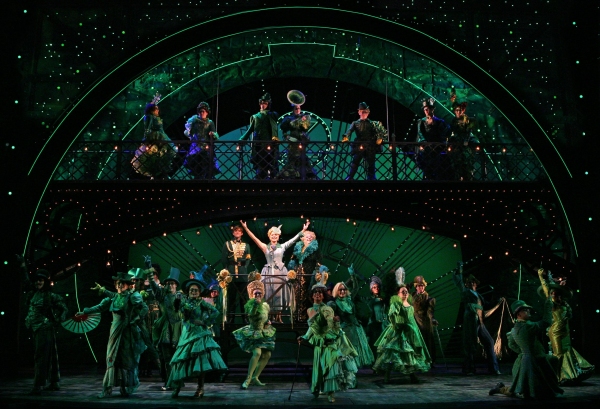 Photo Flash: First Look at Alison Luff and John Davidson in WICKED National Tour Image