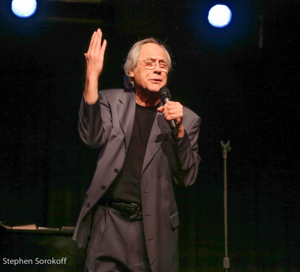 Photo Coverage: Robert Klein Brings Standup to Stage 72 Image