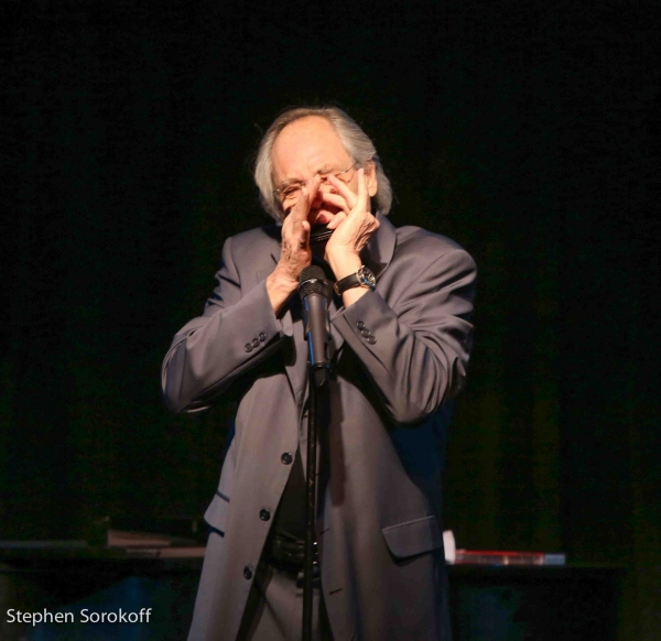 Photo Coverage: Robert Klein Brings Standup to Stage 72 Image