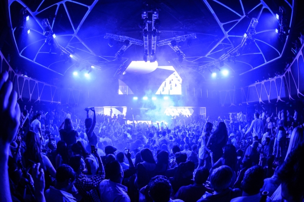 Photo Flash: Tiesto, Hilary Duff, Aziz Ansari and More Party at Hakkasan Las Vegas Image