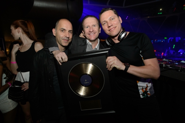 Photo Flash: Tiesto, Hilary Duff, Aziz Ansari and More Party at Hakkasan Las Vegas Image