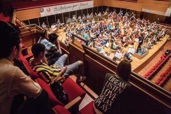 Photo Flash: New York Philharmonic Visits Istanbul, Zurich Image