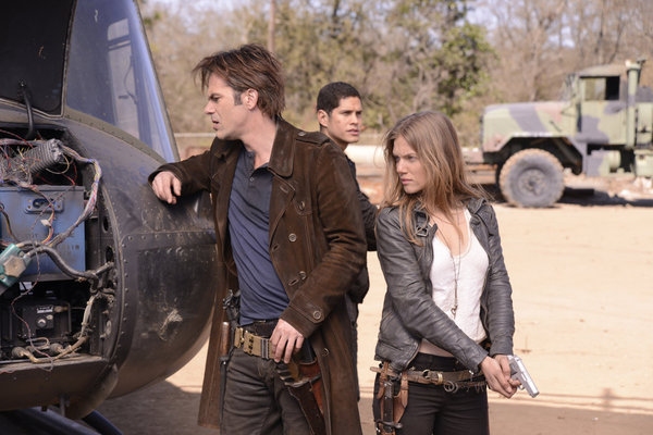 Photo Flash: REVOLUTION's 'Clue,' Airing 5/20 Image
