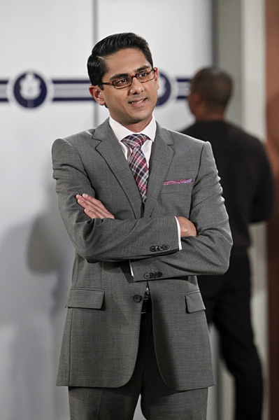 Photo Flash: RULES OF ENGAGEMENT's 100th Episode, Airing 5/20 Image