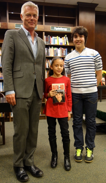 Photo Flash: Inside Alex Ko's Broadway Book Signing! Image
