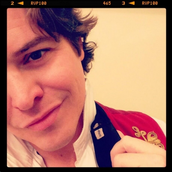 Photo Flash: Saturday Intermission Pics, May 11 - Mother's Day Edition with KINKY BOOTS, CHICAGO, NEWSIES and More!  Image