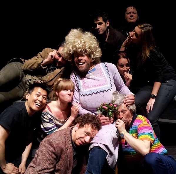 Photo Flash: Saturday Intermission Pics, May 11 - Mother's Day Edition with KINKY BOOTS, CHICAGO, NEWSIES and More!  Image