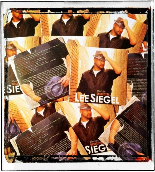 Photo Flash: Saturday Intermission Pics, May 11 - Mother's Day Edition with KINKY BOOTS, CHICAGO, NEWSIES and More!  Image