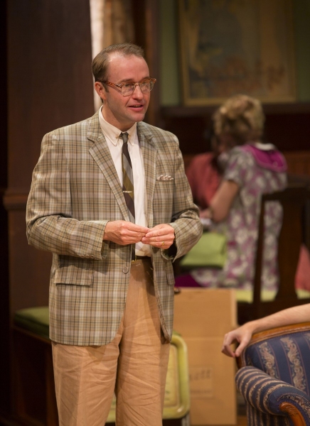 Photo Flash: First Look at Alice Ripley, Daniel Jenkins and More in Long Wharf's CLYBOURNE PARK Image