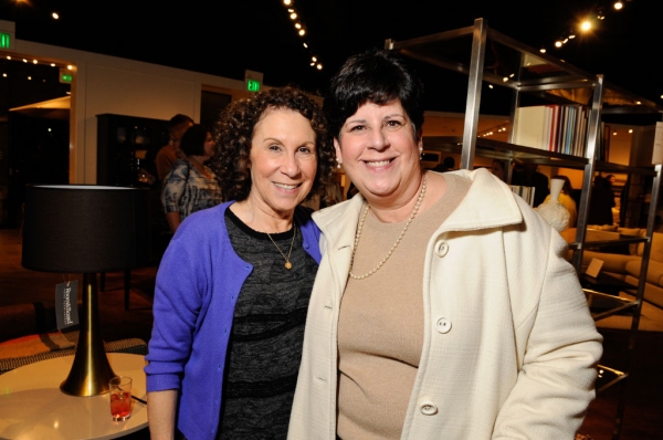 Rhea Perlman, Paula Muzic Photo