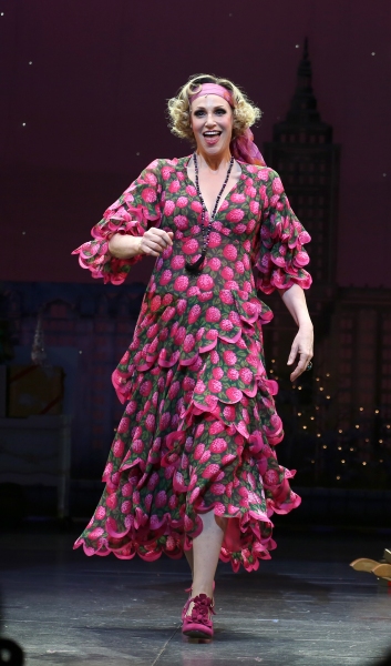 Photo Coverage: The New Miss Hannigan  Takes a Bow! Check Out Jane Lynch's Opening Curtain Call in ANNIE!  Image