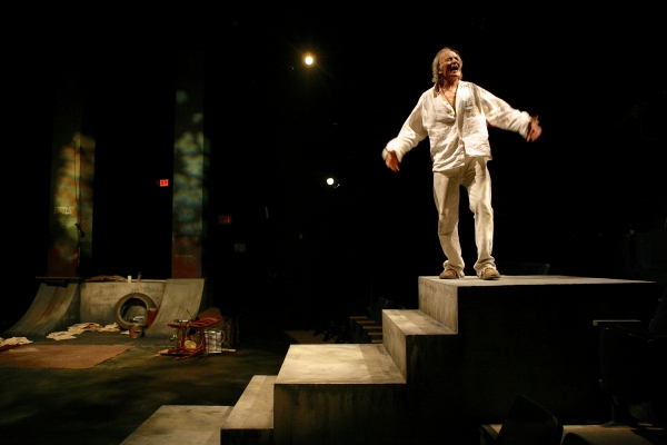 Photo Flash: First Look at Joseph Graves in Syracuse Stage's AN ILIAD Image