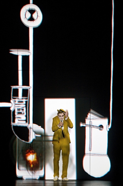 Photo Coverage: 'Die Zauberflöte' in der Komischen Oper Berlin Image