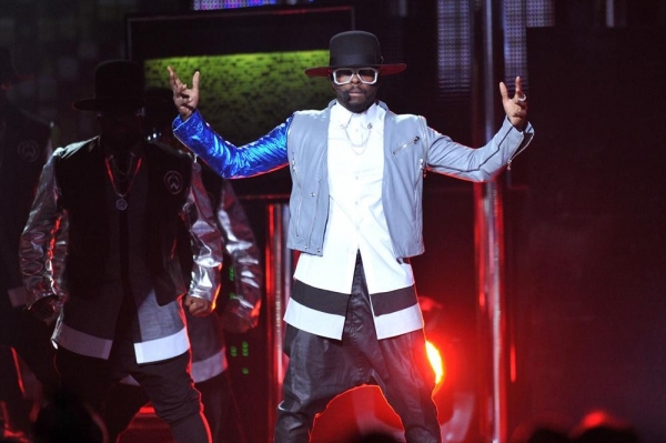 Photo Flash: Look Back at Last Night's Star-Studded 2013 Billboard Music Awards! Image