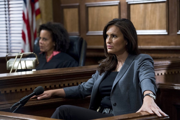 Photo Flash: First Look - Tomorrow's Season Finale of LAW & ORDER: SVU Image