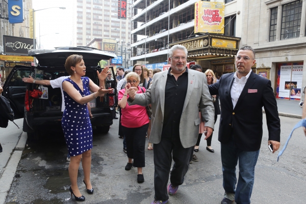 Photo Coverage: Harvey Fierstein and KINKY BOOTS Celebrate the Brooklyn Diner's New 'Harvey Hot Dog'! Image